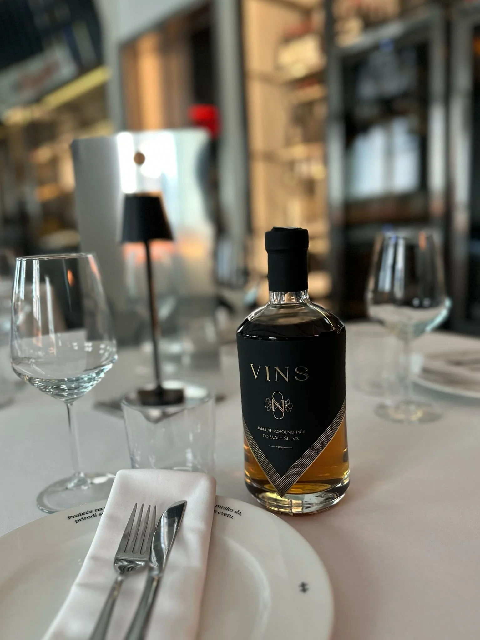 VINS rakija od suvih sljiva u kombinaciji sa fine dining jelima